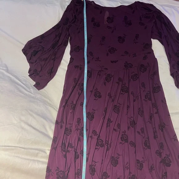 Torrid Deep Purple Floral Fit & Flair Midi Dress With Bell Sleeves.  NWT - Picture 6 of 7
